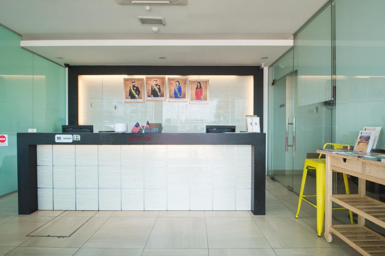 Hotel CIQ @ Wong Ah Fook Johor Bahru Exterior foto