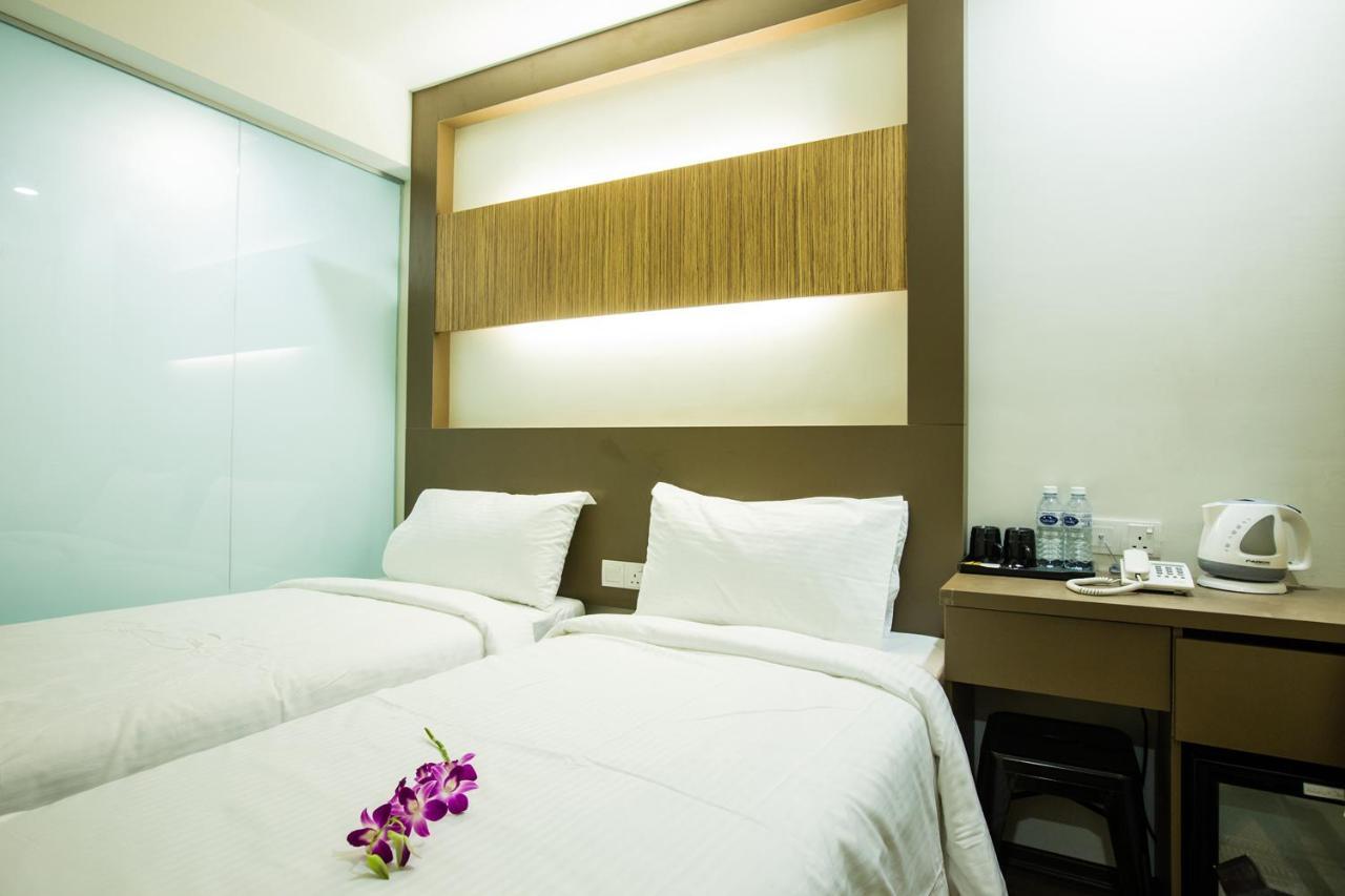 Hotel CIQ @ Wong Ah Fook Johor Bahru Exterior foto